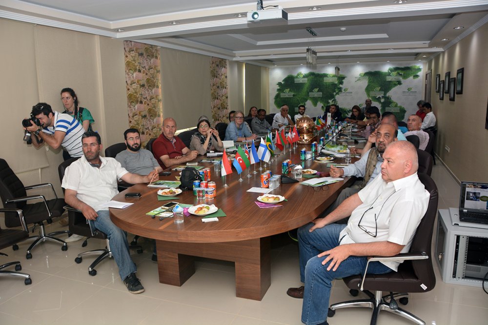 GEMIGERIDONUSUN DUNYA MERCEGINDE